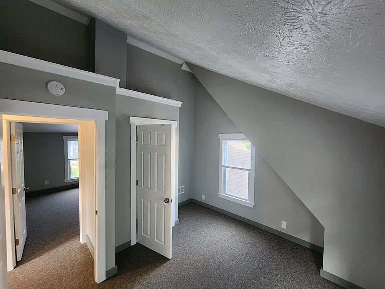 1815 N Goodman St — Photo 12