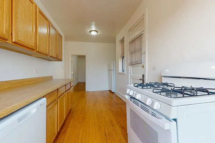 5300-5308 S. Greenwood Avenue — Photo 29