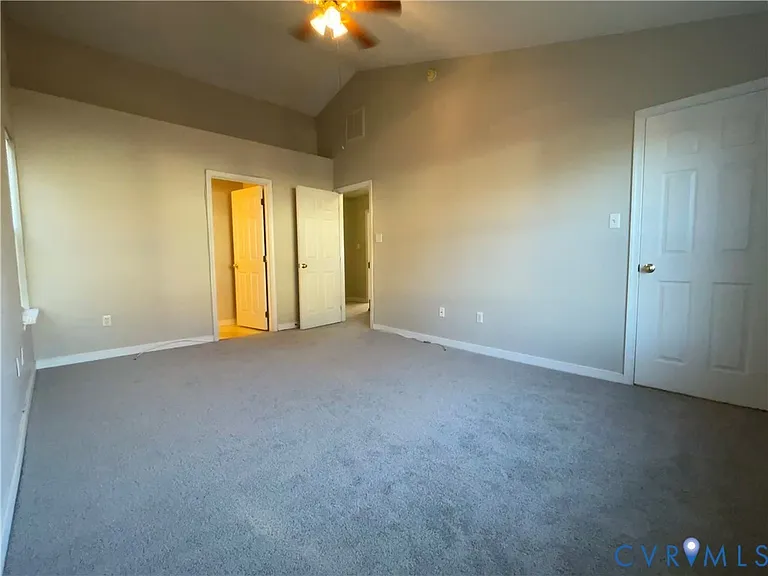 7806 Fern Hollow Dr — Photo 21