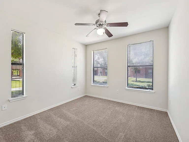 Magnolia Trace — Photo 10