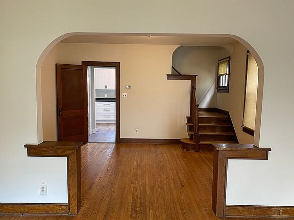 2nd image of 50 W California Ave