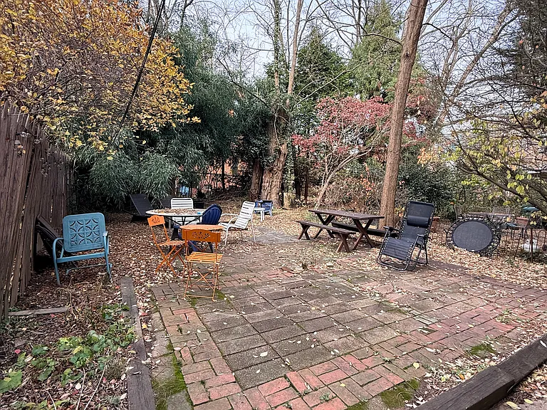 4517 Chester Ave #2F — Photo 8