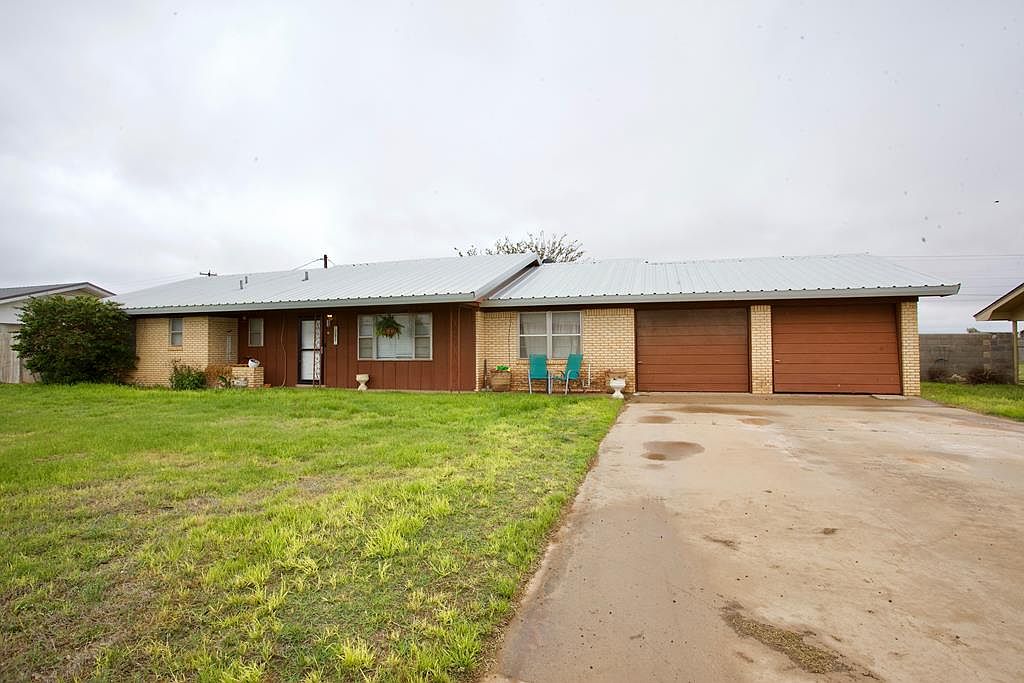 303 Ramsey Ave, Coahoma, TX 79511 Zillow