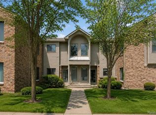 42739 Lilley Pointe Dr, Canton, MI 48187