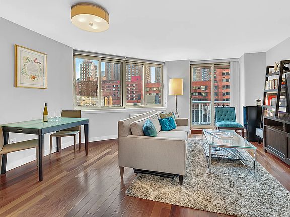 2nd image of 206 E 95th St APT 9B