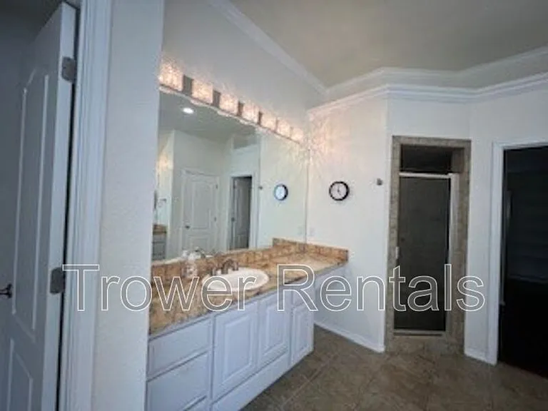 8104 San Antonio St — Photo 66