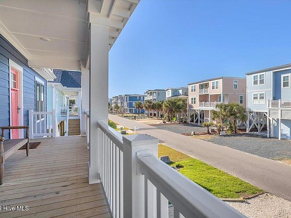 4th image of 1304 N Shore Drive