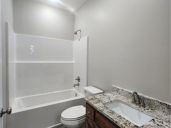 3rd image of 26 SW 491st Rd