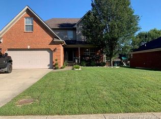 4224 Lakeside Dr, Sellersburg, IN 47172