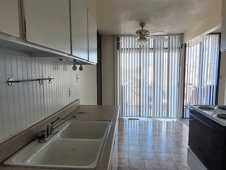 625 N 600 W #8 — Photo 1