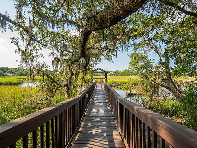 The Watch on Shem Creek — Photo 17