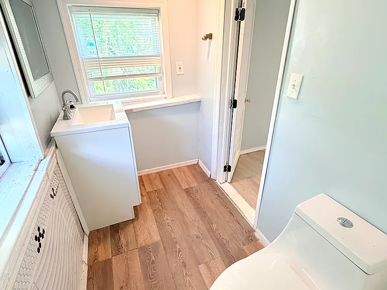 1601 Sexton St — Photo 16