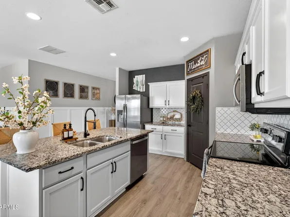 36995 W CAPRI Avenue, Maricopa, AZ 85138