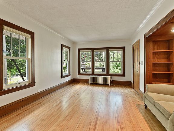 2nd image of 449 Oliver Ave S