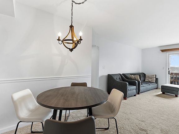 4th image of 253 Pinewood Cir #68
