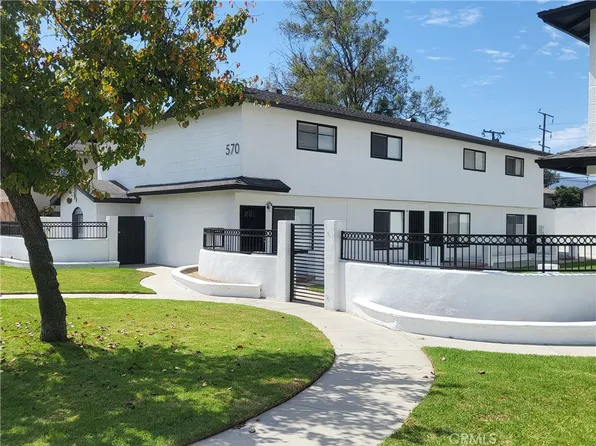 570 Penrose Dr, Corona, CA 92878