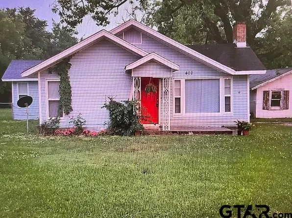 402 Clarksville St, Bogata, TX 75417