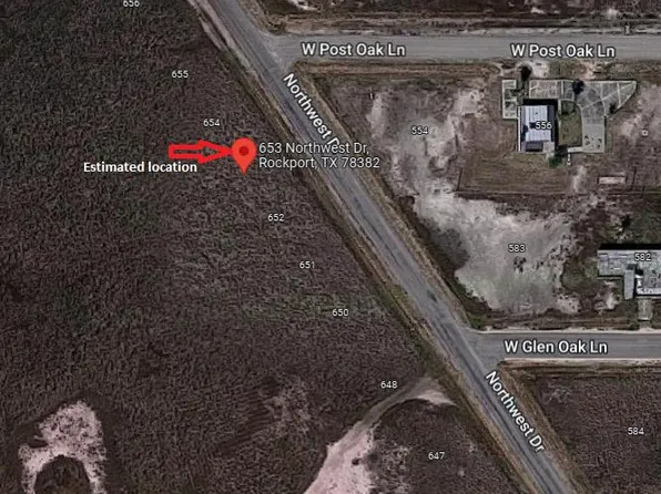 653 Northwest Dr, Rockport, TX 78382