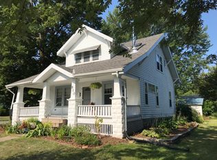 810 S 3rd St, Fairfield, IA 52556