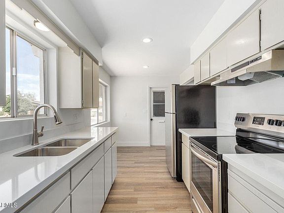 2nd image of 5307 E Boise St