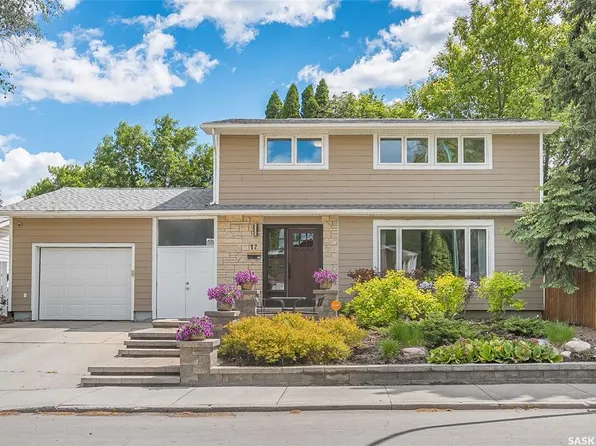 77 Potter CRESCENT, Saskatoon, SK S7H 3L2