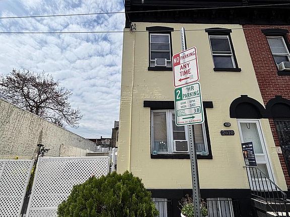 4th image of 2608-2610 N Fairhill St