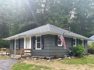 11 Pine Rd, Falmouth, ME 04105