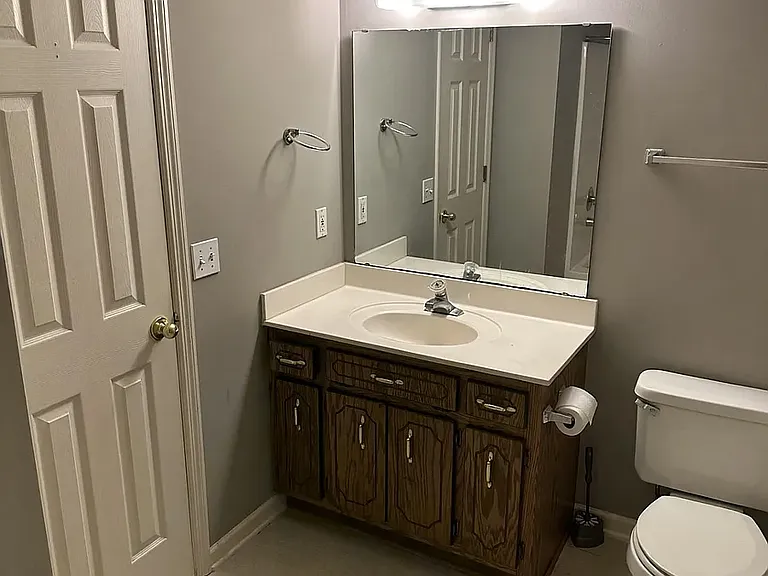 137 Briar Cir #137 — Photo 4