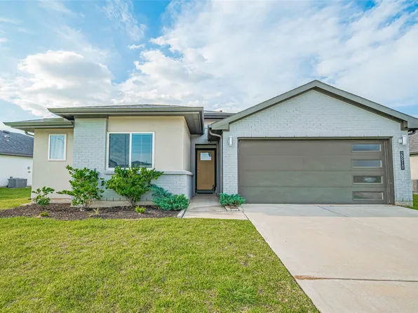 28910 Yachting Point Ln, Fulshear, TX 77494