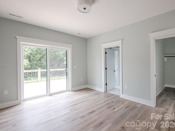 3rd image of 45 Gash Cove Rd