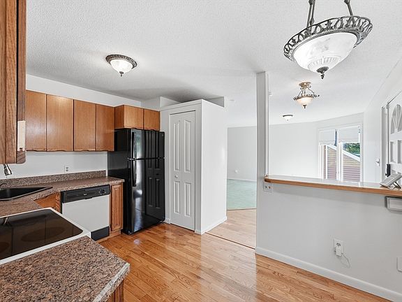 4th image of 43 S View Dr Unit 43