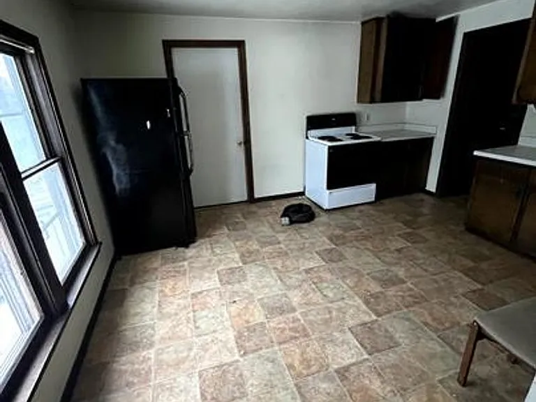 403 Water St #1/2 — Photo 3