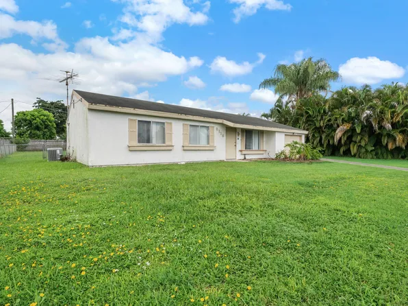 2118 SW Airoso Boulevard, Port St Lucie, FL 34984