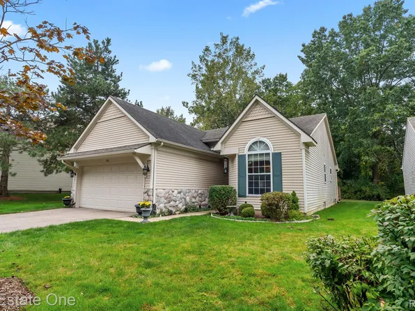 907 Calpernia #29, Wixom, MI 48393
