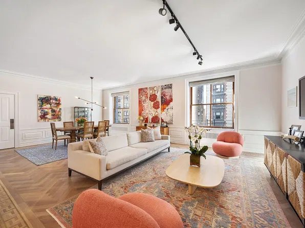 225 W 86th St APT 302, New York, NY 10024