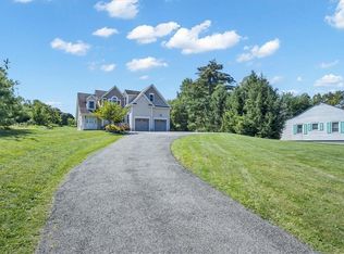 842 Freedom Plains Rd, Poughkeepsie, NY 12603