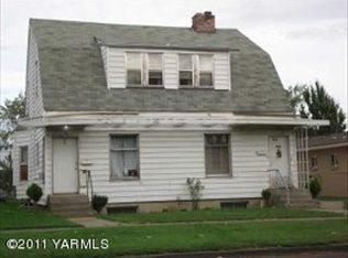 209 1/2 S 10th Ave, Yakima, WA 98902