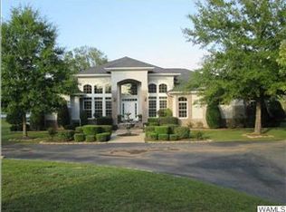 12393 Falcon Crest Cir, Northport, AL 35475