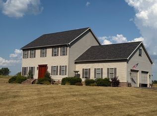 1438 County Road 800 E, Carmi, IL 62821