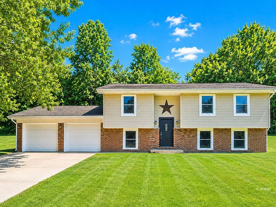 1st image of 238 Carman Dr