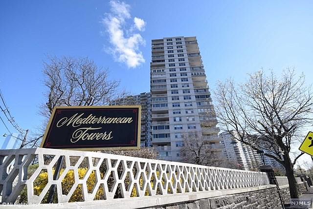 1st image of 2100 Linwood Ave APT 21M