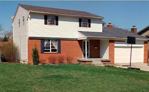 6982 Nocturne Rd N photo 1