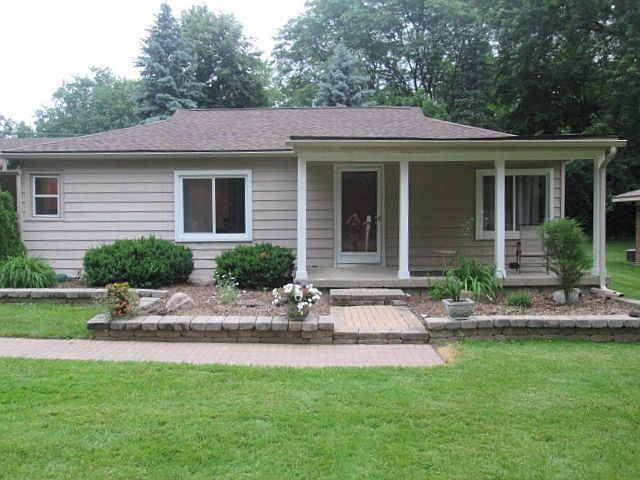 1st image of 2768 Woodbine Dr