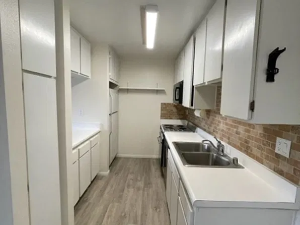 5700 Baltimore Dr Unit 224, La Mesa, CA 91942