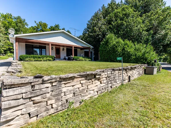 247 Mallory Beach Rd, South Bruce Peninsula, ON N0H 2T0