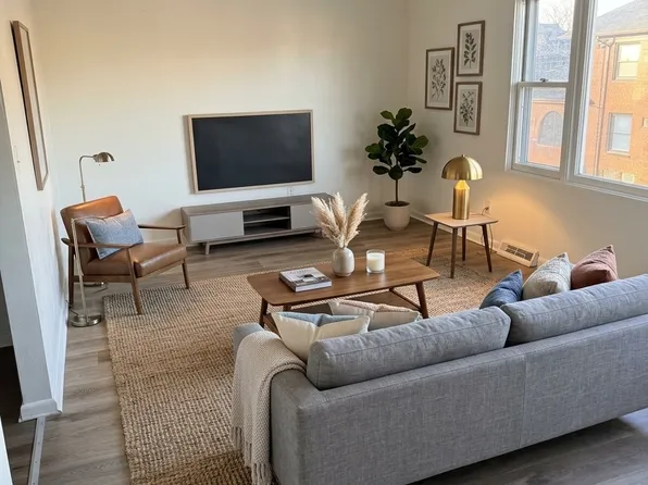 435 W 10th St APT 8, Erie, PA 16502