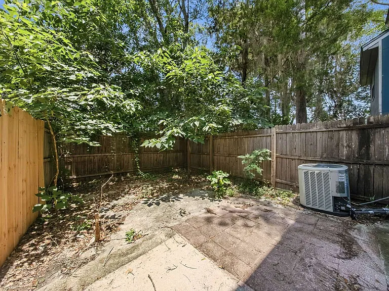 512 McKeithan St #3 — Photo 14