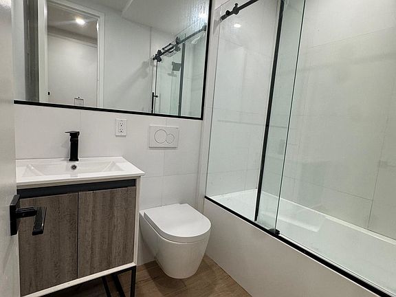 4th image of 1359 Nostrand Ave #4L