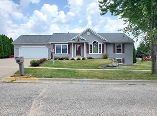 307 Krista Ct, Baraboo, WI 53913