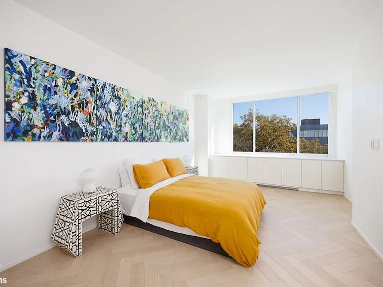 101 W 79th St #7D — Photo 6